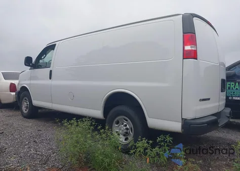 2022 Chevrolet Express Cargo Rwd 2500 Regular Wheelbase Wt from USA, damaged, VIN 1GCWGAFP4N1214894
